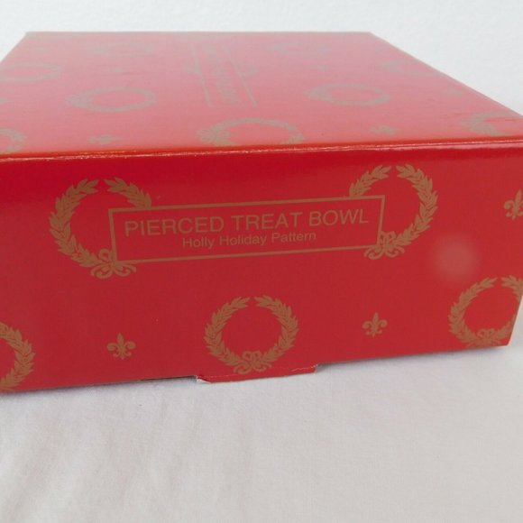 Pierced Treat Bowl Square Gold Trim Royal Limited Holly Holiday Christmas Japan - Picture 10 of 10